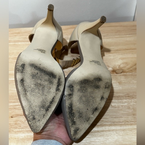 EUC - New York & Co. Adriana Shoes - Picture 4 of 5